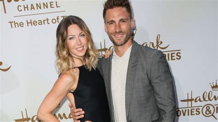 Chris Hansen’s Wife: Who is Chris Hansen Dating?